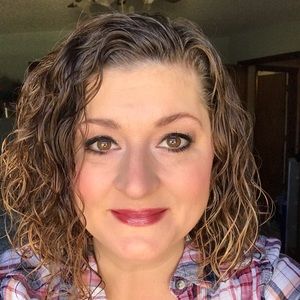 Meet your Posher, Misty